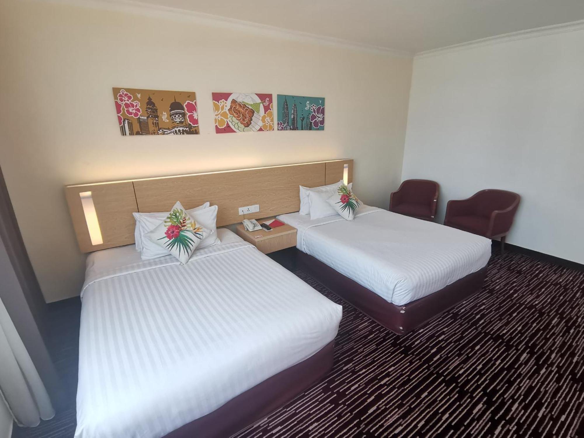 Rhr Hotel Kajang Buitenkant foto