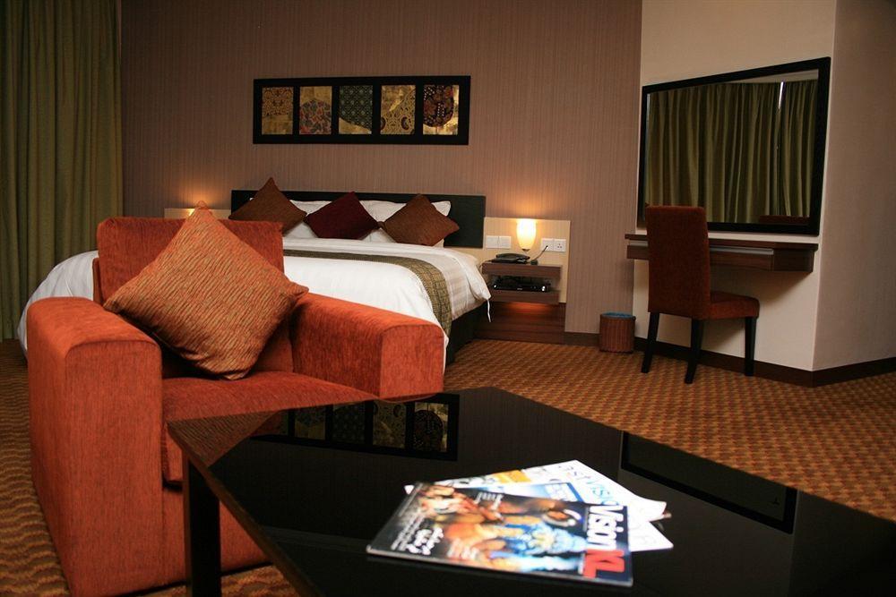 Rhr Hotel Kajang Buitenkant foto