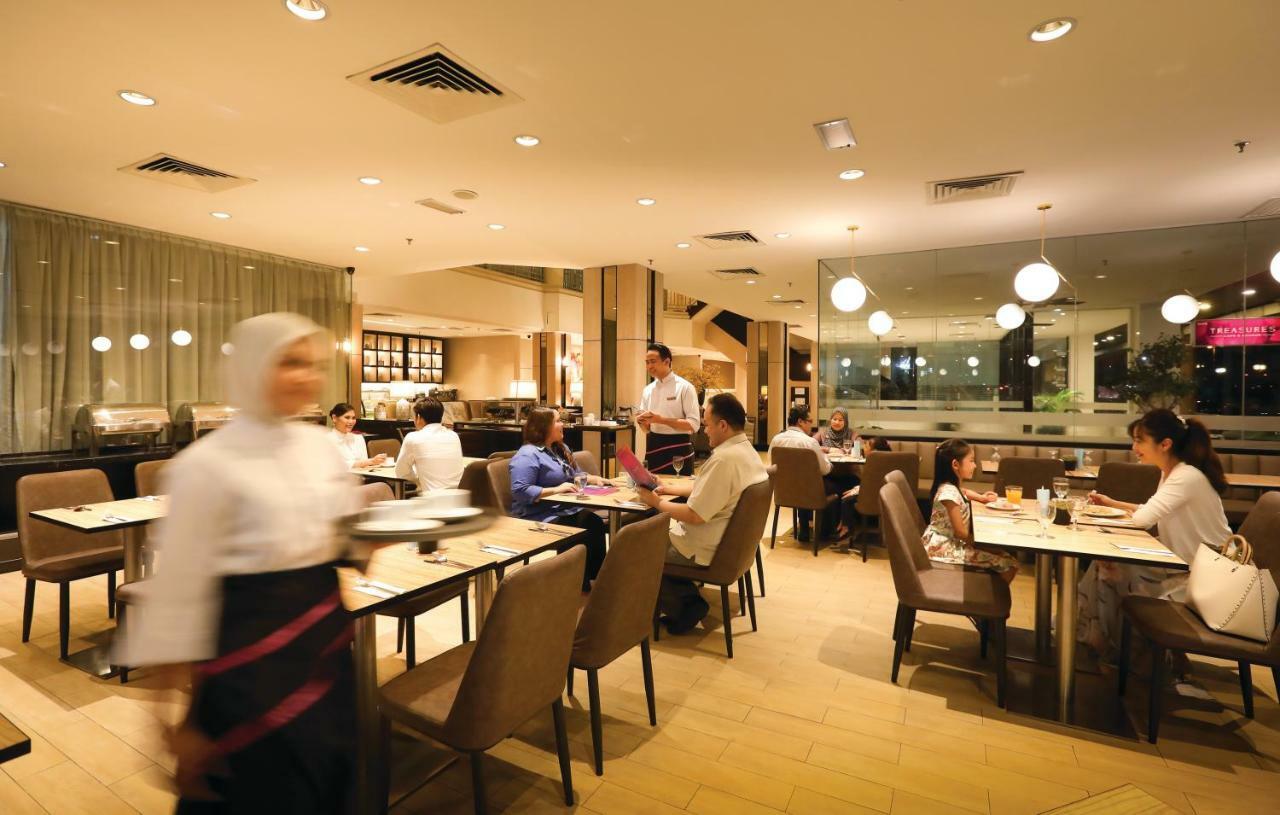 Rhr Hotel Kajang Buitenkant foto