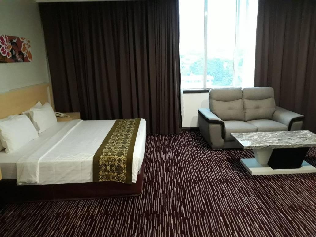 Rhr Hotel Kajang Kamer foto